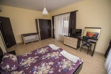 Фото номера Дом с 8 спальнями Гостевой дом Vakarel Residence г. Vakarel 8